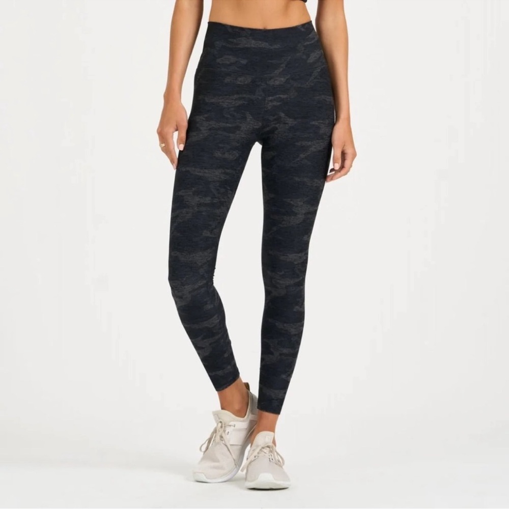 Vuori Clean Elevation Camo Leggings Black Gray Small S - Picture 2 of 13